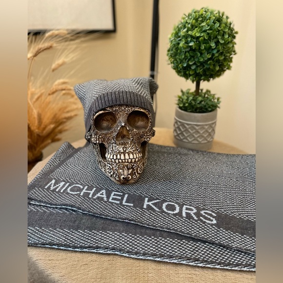 Set of 2 - Michael Kors Gray Hat-Beanie and Scarf Set w Sparkling Silver Details - Picture 4 of 13